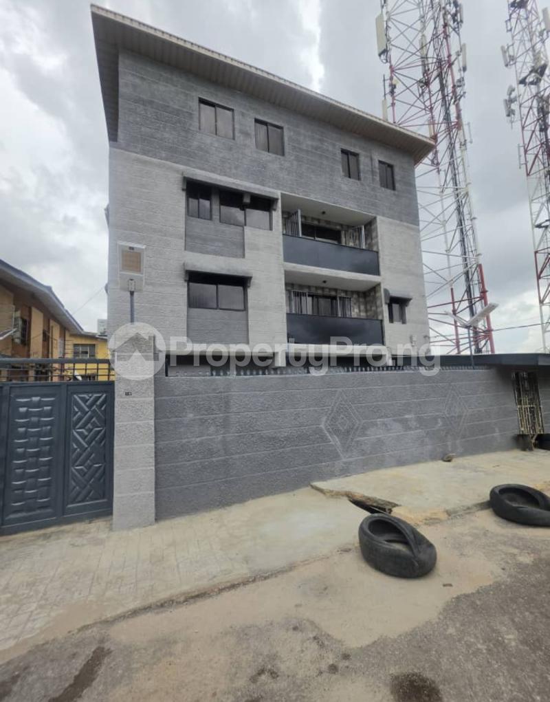 3 bedroom Flat / Apartment for rent Maryland Lagos
