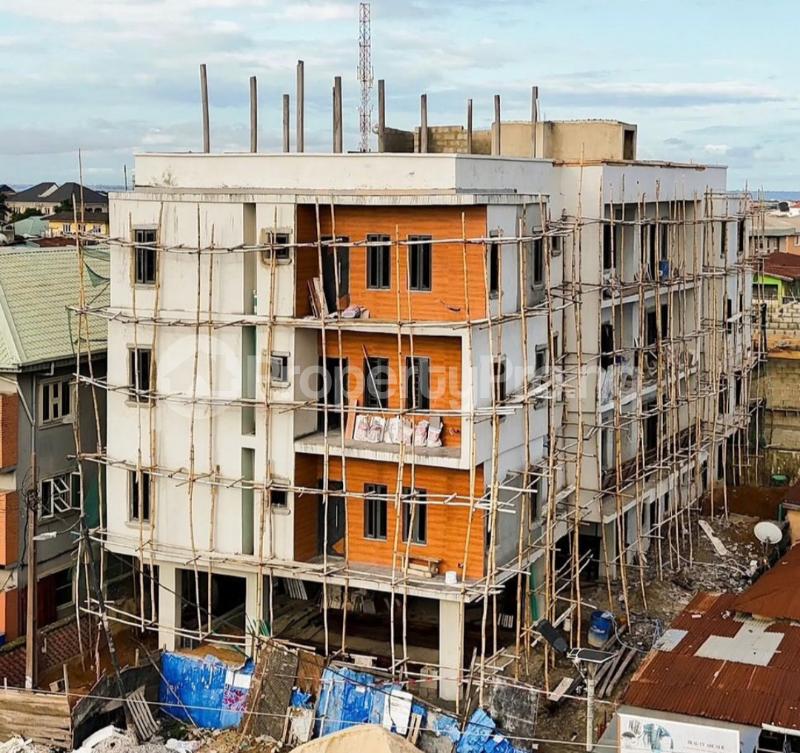 3 bedroom Flat / Apartment for sale Yaba Lagos