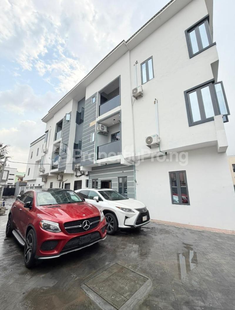 3 bedroom Flat / Apartment for sale Magodo GRA Phase 2 Kosofe/Ikosi Lagos