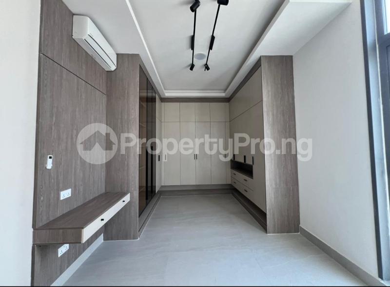 3 bedroom Flat / Apartment for sale Banana Island Ikoyi Lagos