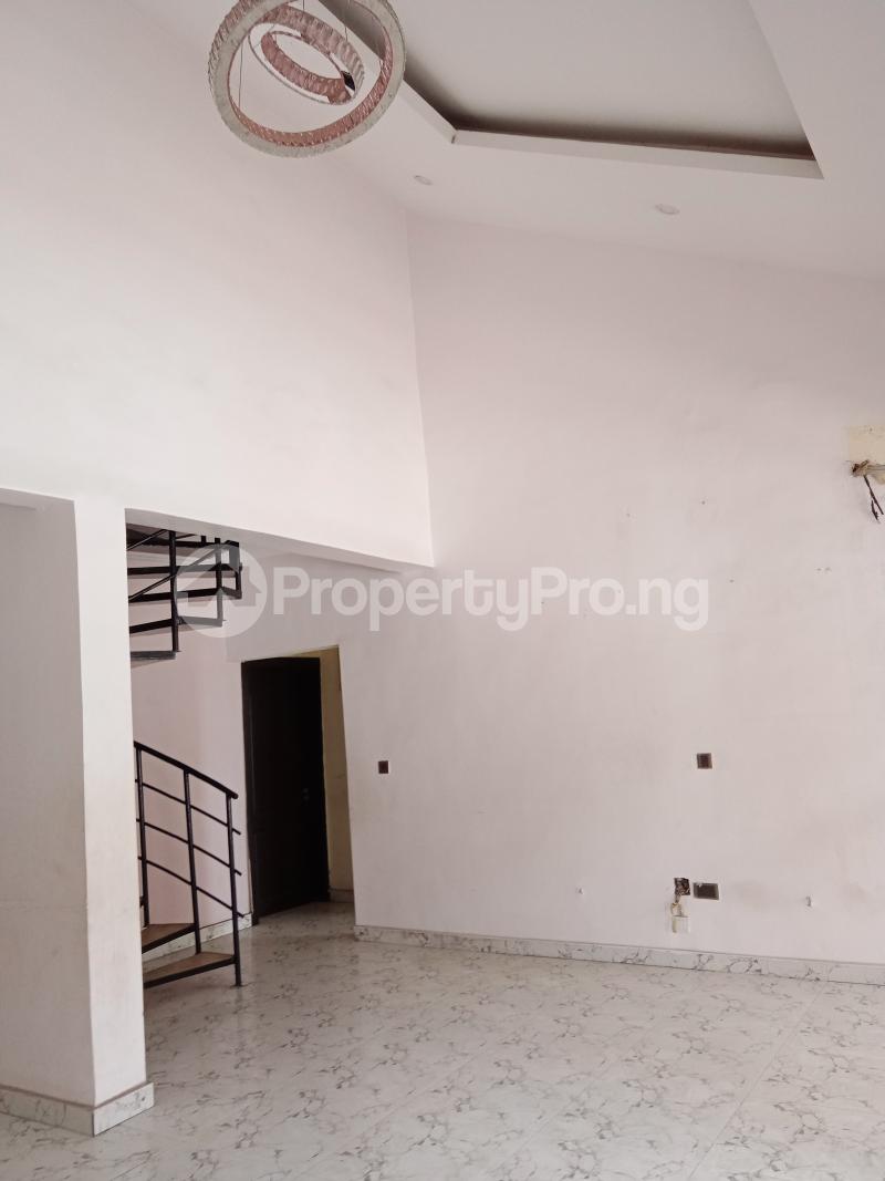 4 bedroom Flat / Apartment for rent Alpha Estate Iponri Surulere Lagos