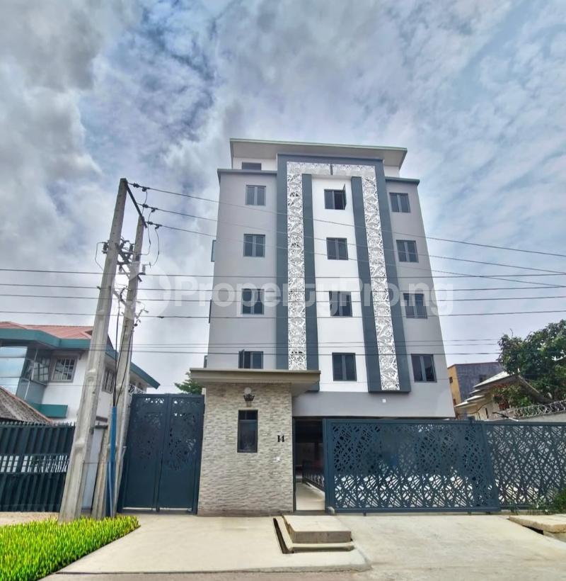 3 bedroom Flat / Apartment for sale Yaba Lagos