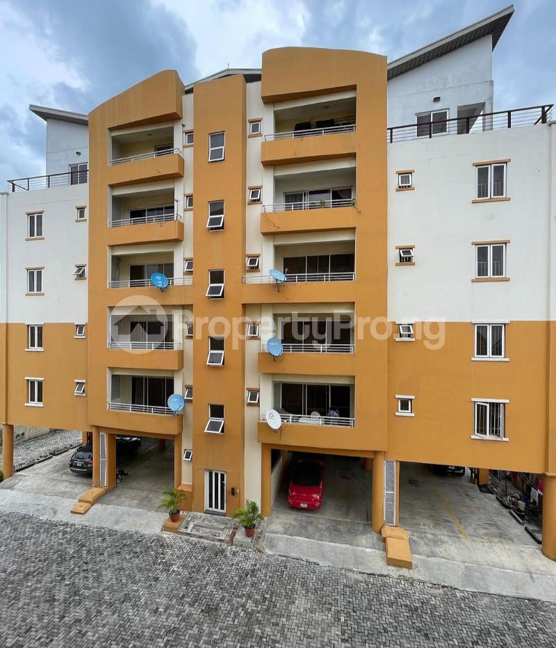 3 bedroom Flat / Apartment for sale Yaba Lagos