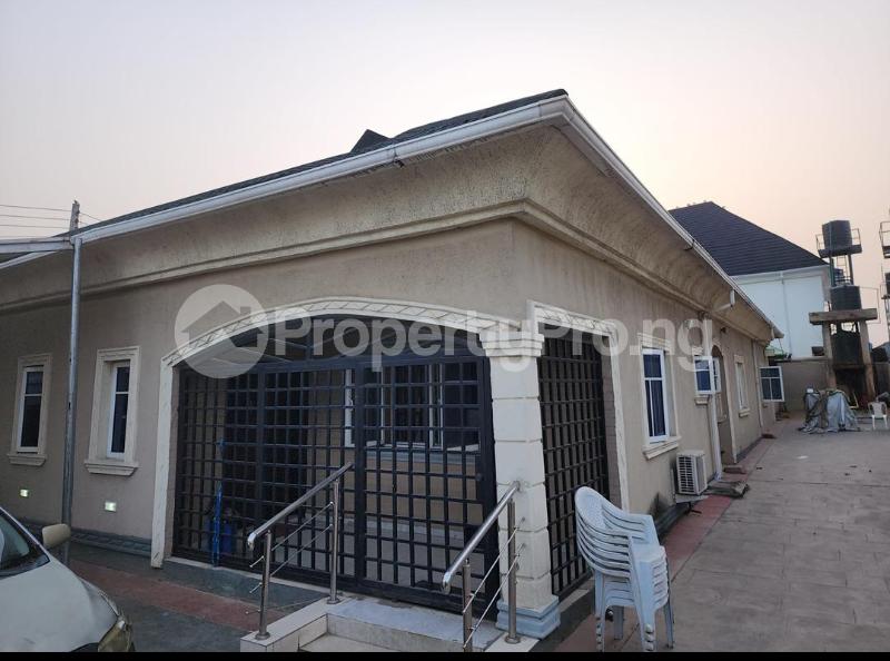 3 bedroom House for sale Glory Est, Ifako-gbagada Gbagada Lagos - 0