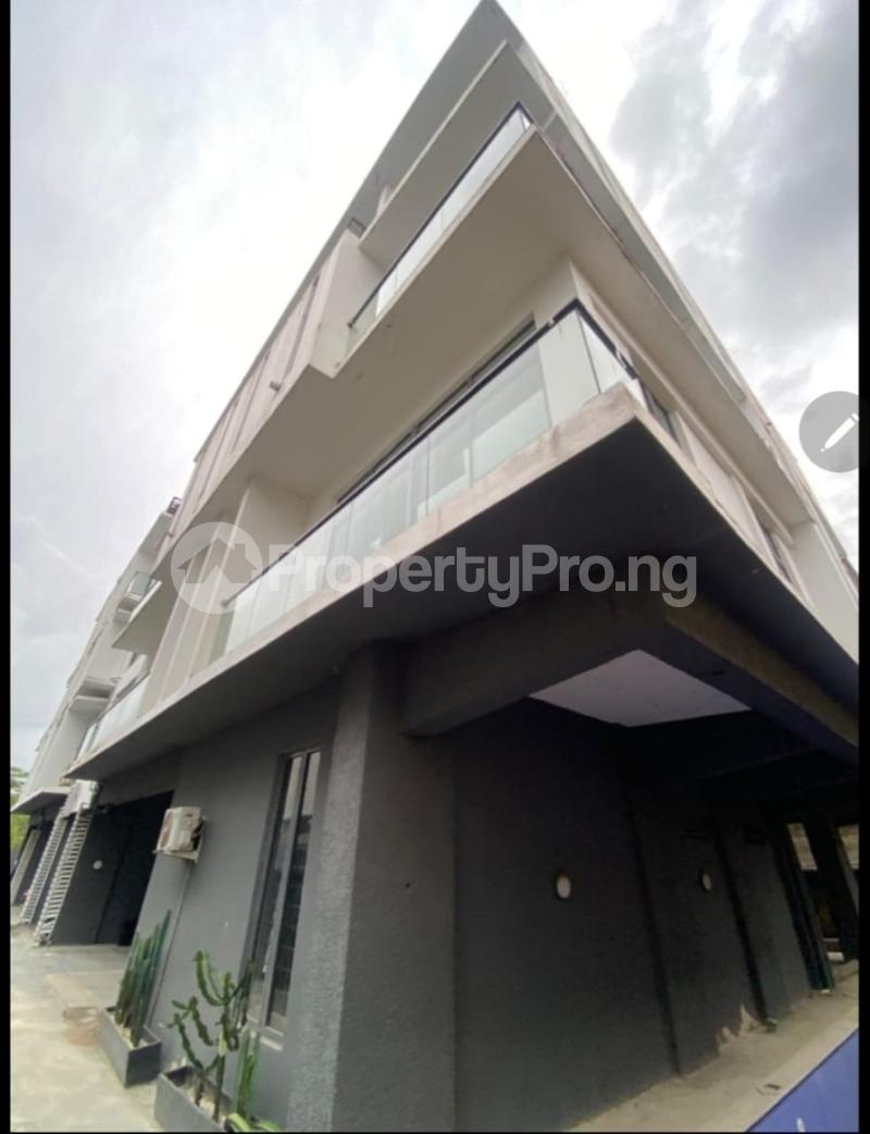 3 bedroom House for rent Lekki Lagos