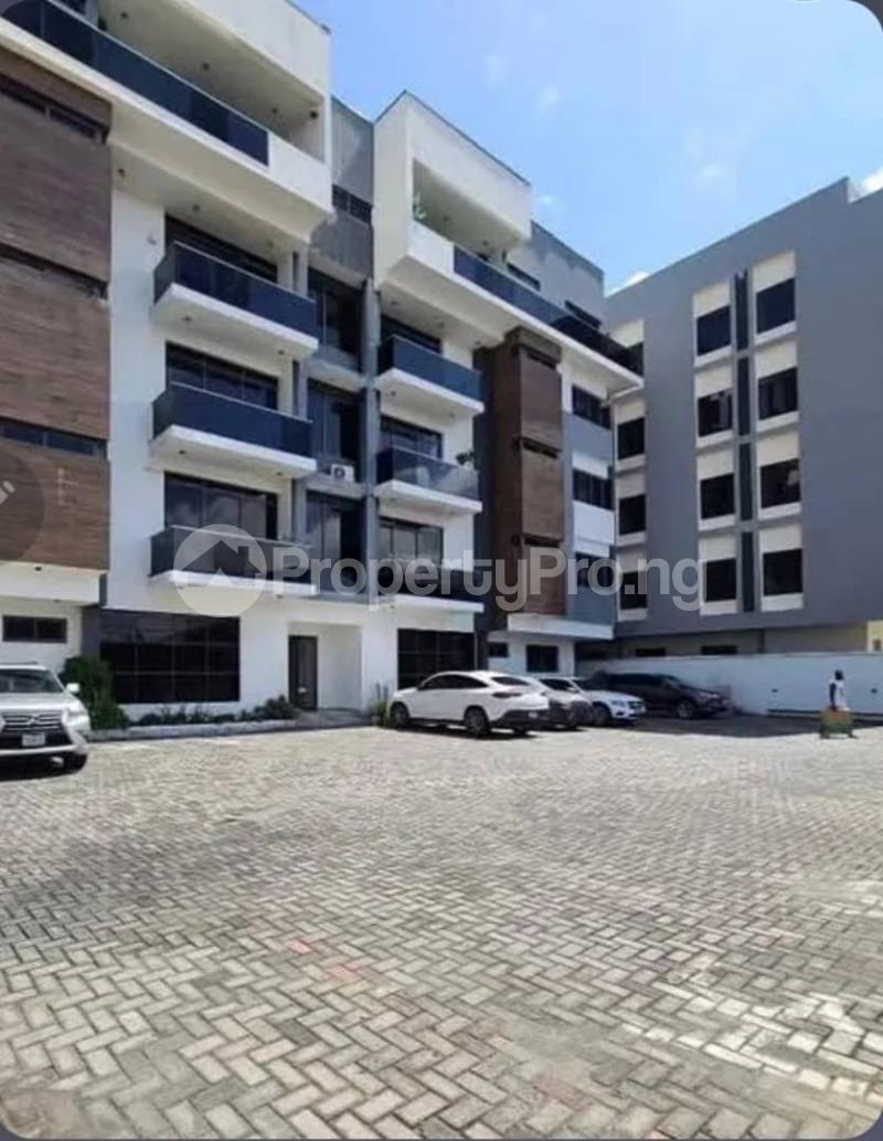 3 bedroom House for rent Admiralty Road Lekki Lagos