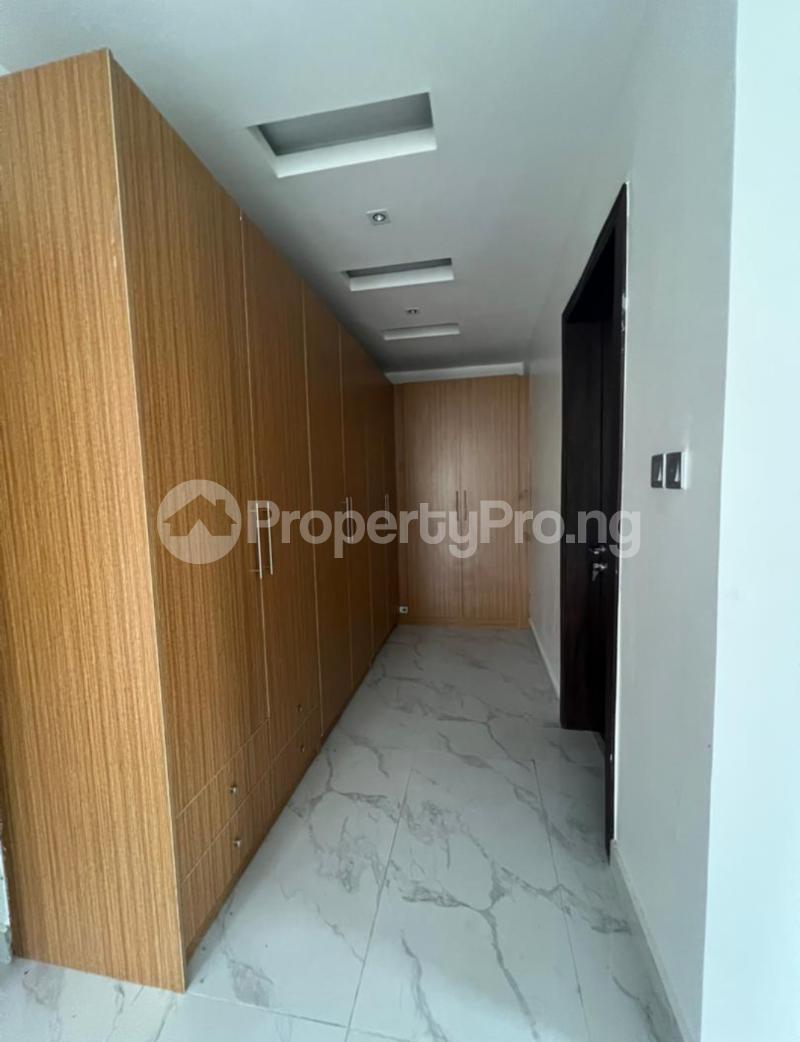 3 bedroom Flat / Apartment for sale Parkview Estate Ikoyi Lagos