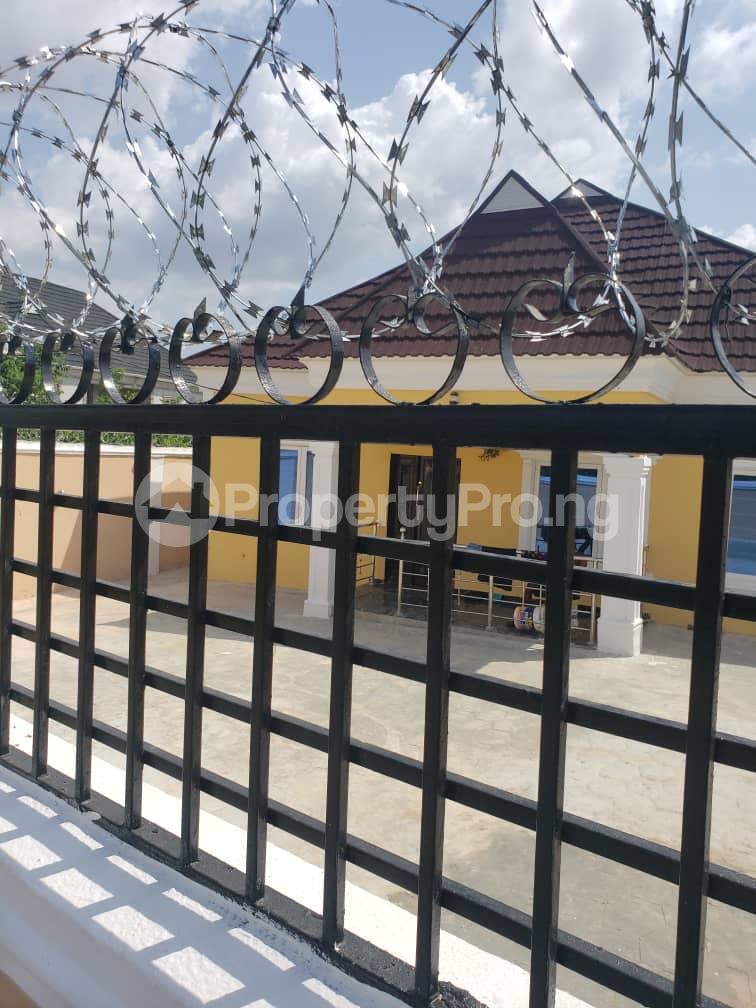 3 bedroom Flat / Apartment for rent Monganna Elebu Oluyole Extension Akala Express Ibadan Oyo