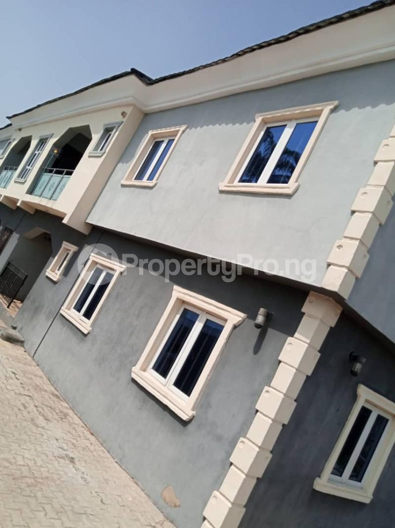 3 bedroom Flat / Apartment for rent Lagelu Estate, At The Back Of Ayefele Music Office Challenge Ibadan Oyo