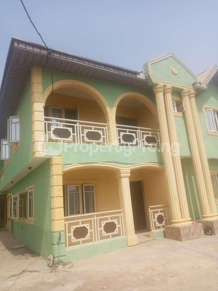 3 bedroom Flat / Apartment for rent Ajila Elebu Oluyole Extension Akala Express Ibadan Oyo - 0