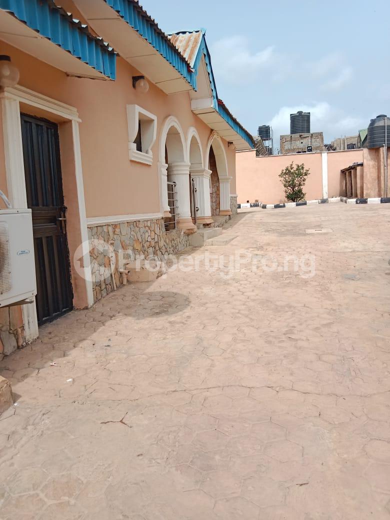 3 bedroom Flat / Apartment for rent Asaaju Estate, Liberty Academy Akala Express Ibadan Oyo