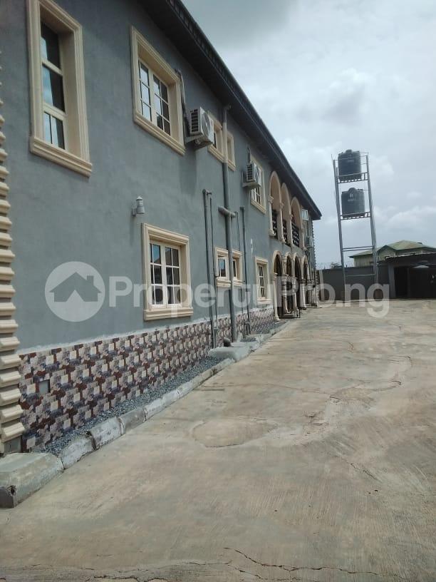 3 bedroom Flat / Apartment for rent Oke Ibukun, Elebu Oluyole Extension Akala Express Ibadan Oyo
