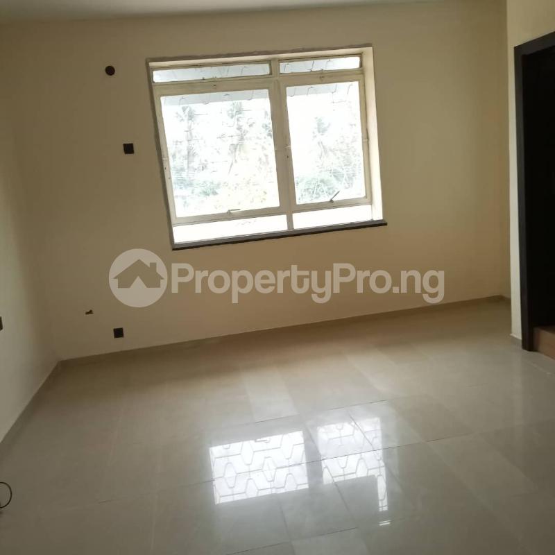 3 bedroom Flat / Apartment for rent After Kobiowu Estate Iyanganku Ibadan Oyo