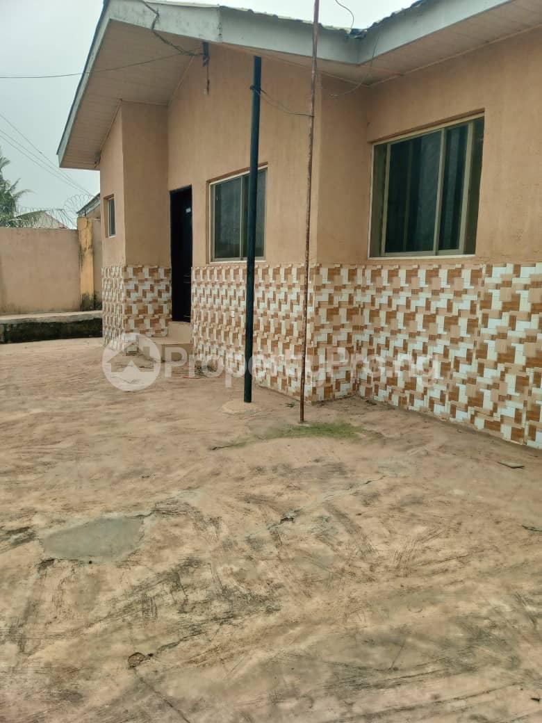 3 bedroom Flat / Apartment for rent Adamawa After Idi Oya Along Oleyo Road Tipper Garage Akala Express Ibadan Oyo
