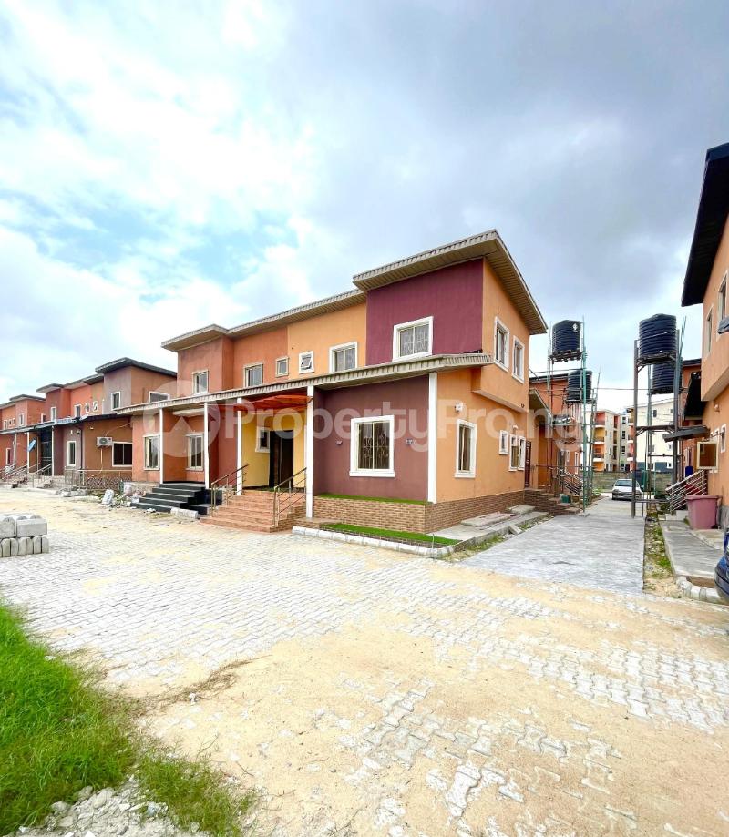 3 bedroom House for sale Yaba Lagos