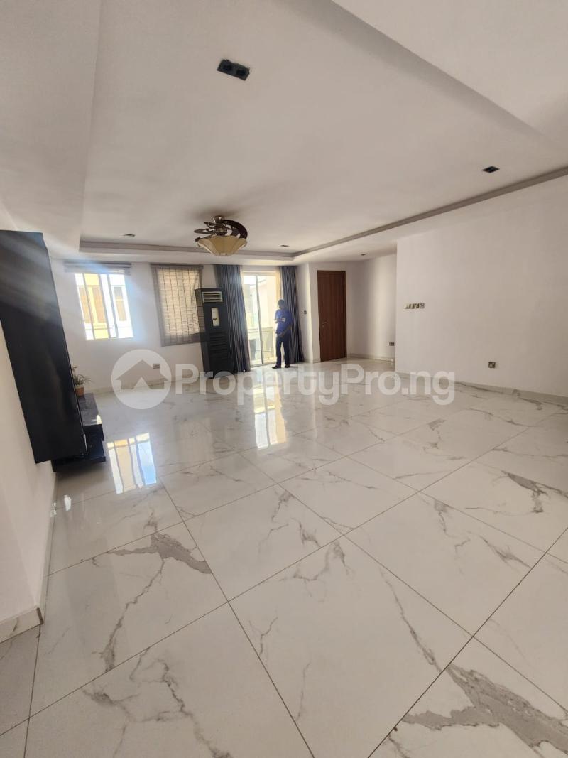 3 bedroom House for sale Ikoyi Lagos