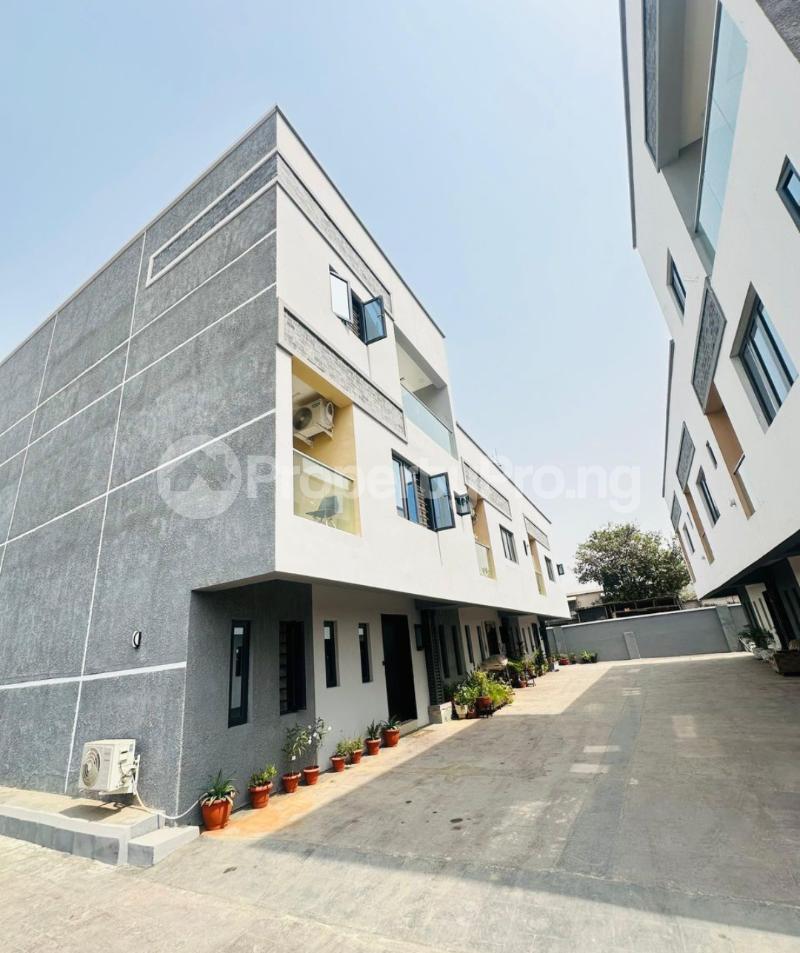 3 bedroom House for rent Ilupeju Lagos