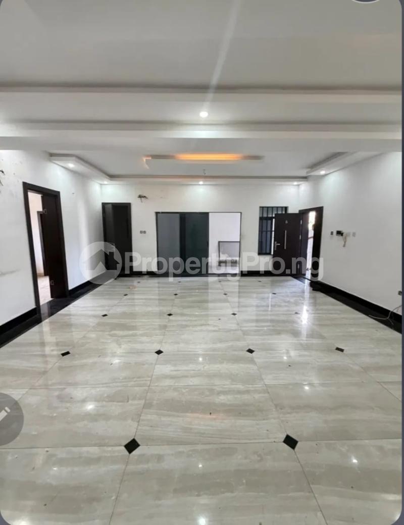 3 bedroom House for rent Admiralty Road Lekki Lagos