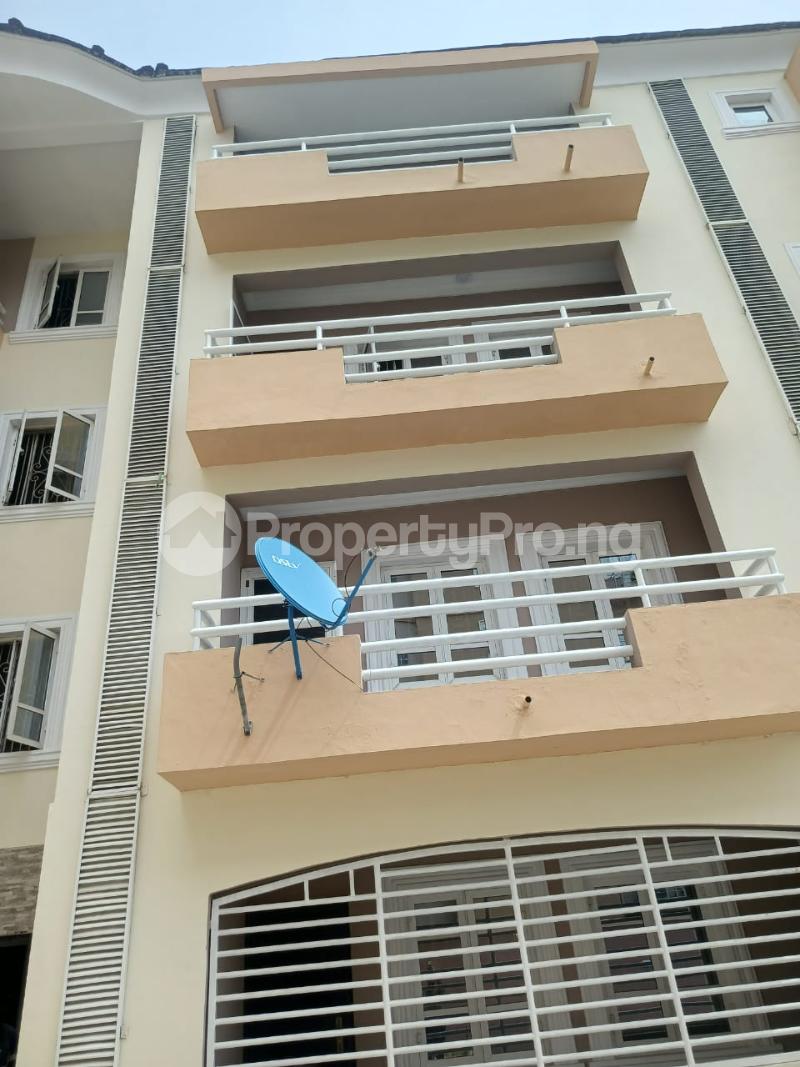 3 bedroom Flat / Apartment for rent  ONIRU Victoria Island Lagos