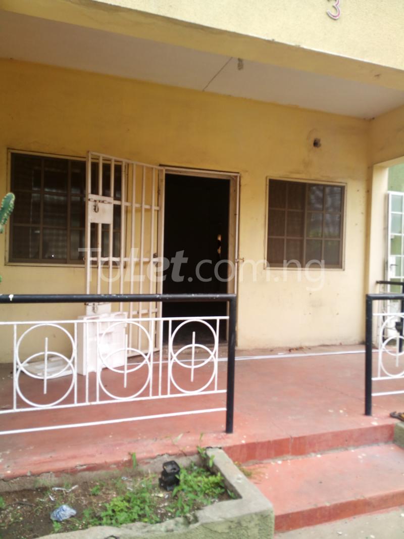 4 bedroom Flat / Apartment for rent Close To Morocco Army Barracks Fola Agoro Yaba Lagos