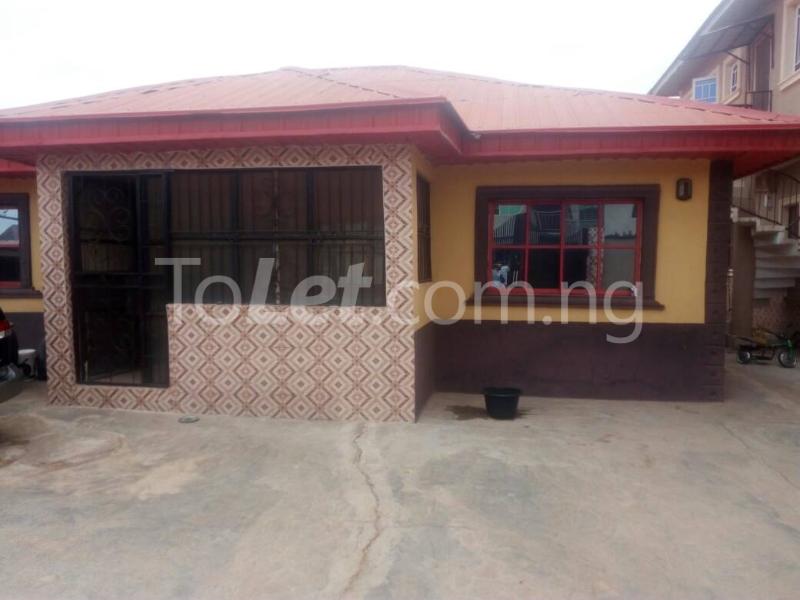 3 bedroom Flat / Apartment for rent Off Ire Akari Akala Express Ibadan Oyo