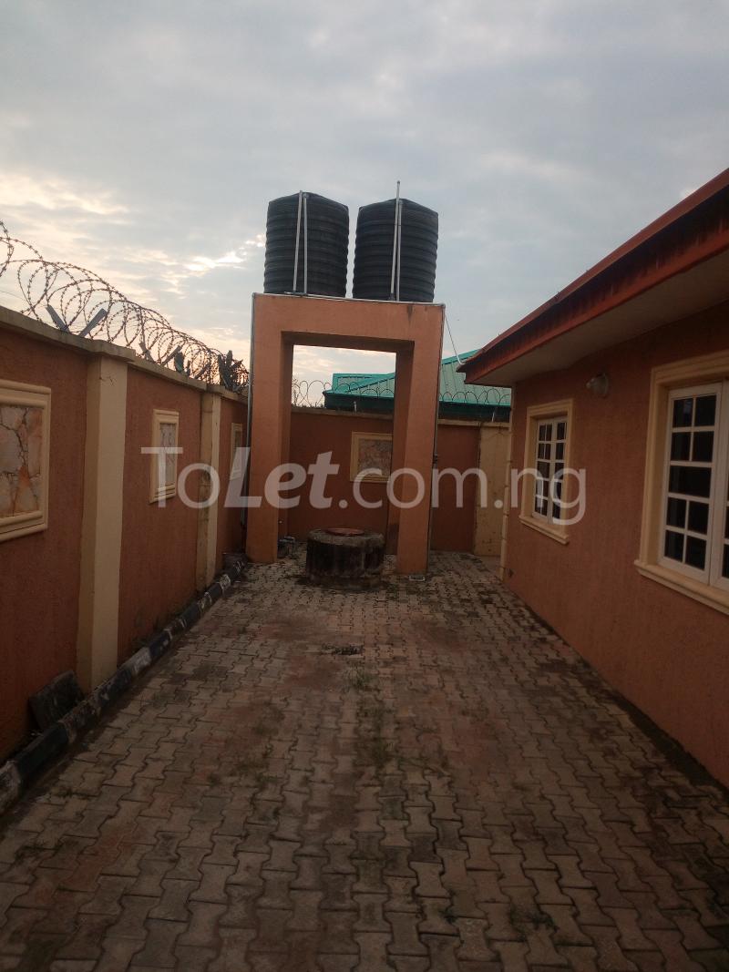 3 bedroom Flat / Apartment for rent Gbekugba Idishin Ibadan Oyo