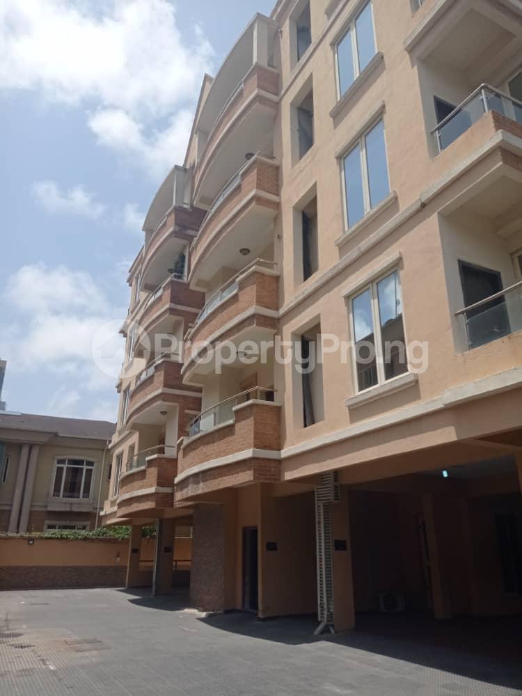 3 bedroom Flat / Apartment for sale ONIRU Victoria Island Lagos