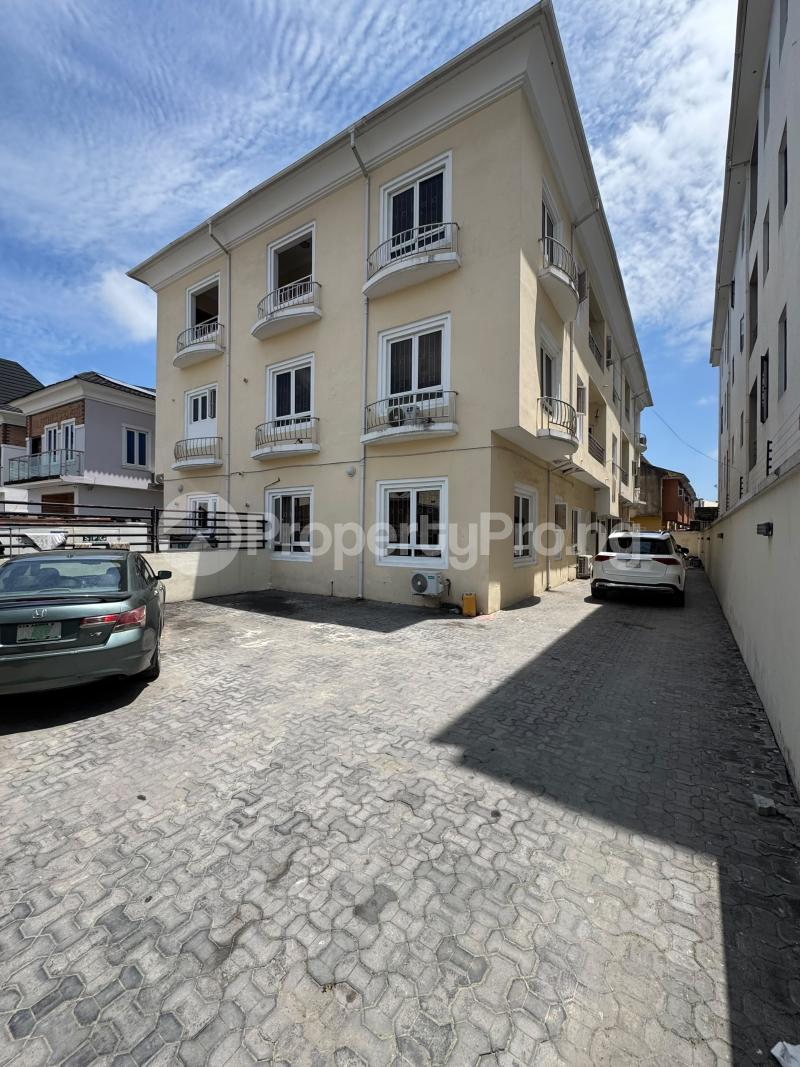 3 bedroom Flat / Apartment for rent Agungi Lekki Lagos