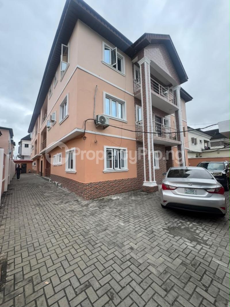 3 bedroom Flat / Apartment for rent Osapa london Lekki Lagos