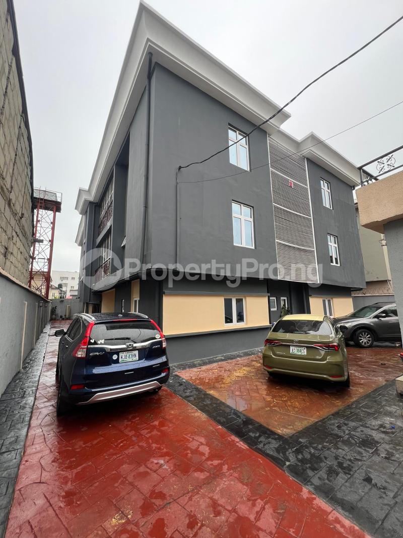 3 bedroom Flat / Apartment for rent Chevron Lekki Lagos