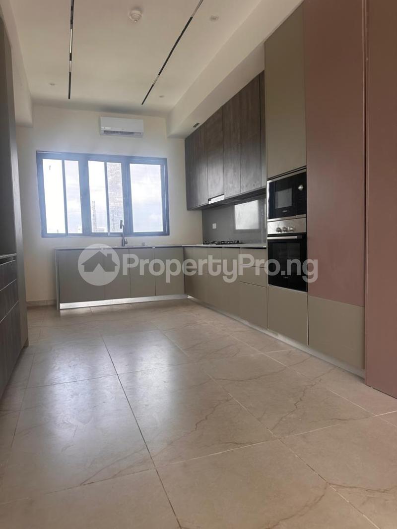 3 bedroom Flat / Apartment for sale Off Idejo Steet Victoria Ist Bishop Oluwole Street Victoria Island Lagos