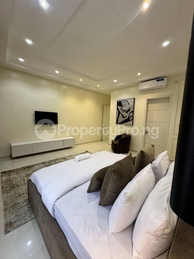 3 bedroom Flat / Apartment for shortlet Lekki Lagos