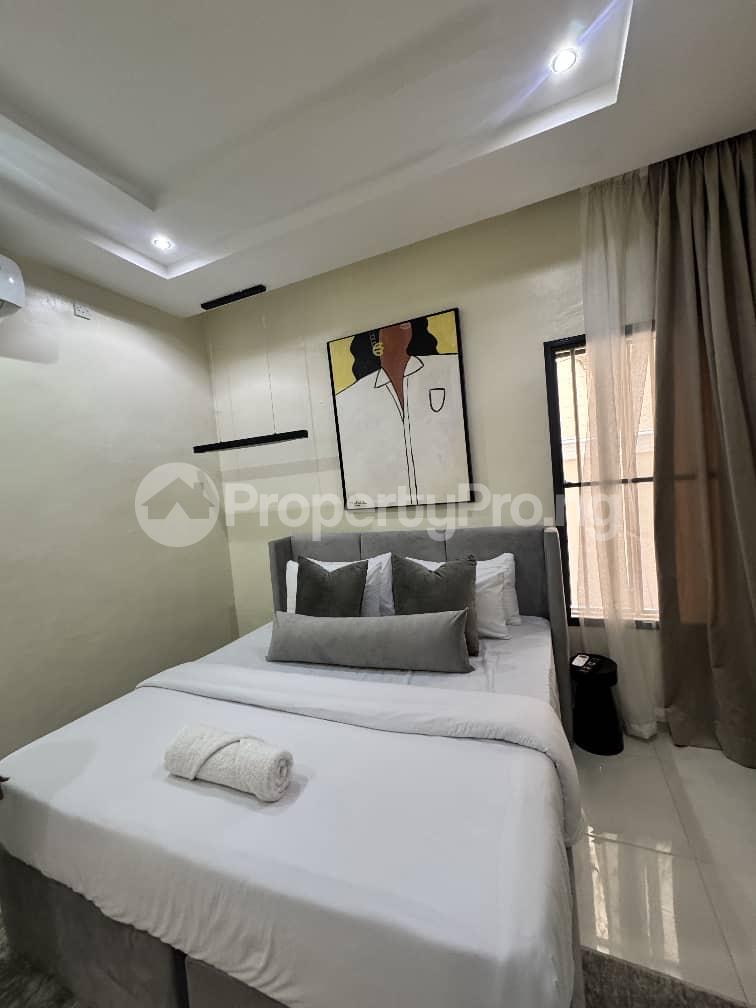 3 bedroom Flat / Apartment for shortlet Lekki Lagos