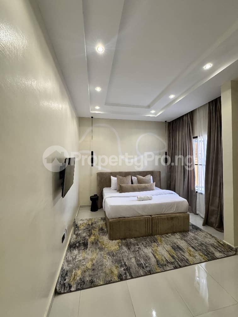 3 bedroom Flat / Apartment for shortlet Lekki Lagos