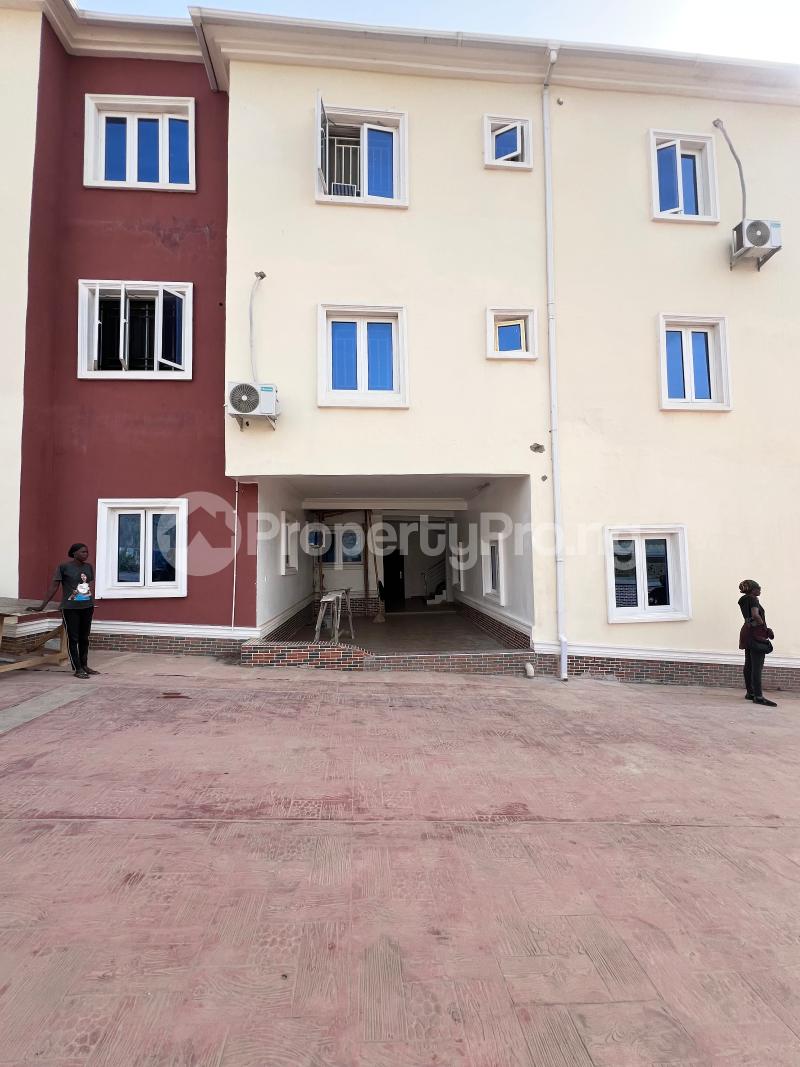 3 bedroom Flat / Apartment for rent Guzape Abuja
