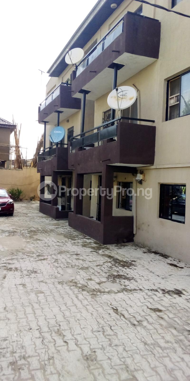 3 bedroom Flat / Apartment for rent 28 Alawode Street Kilo-Marsha Surulere Lagos