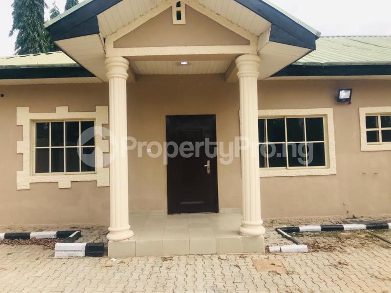 3 bedroom Flat / Apartment for rent Iyanganku Ibadan Oyo