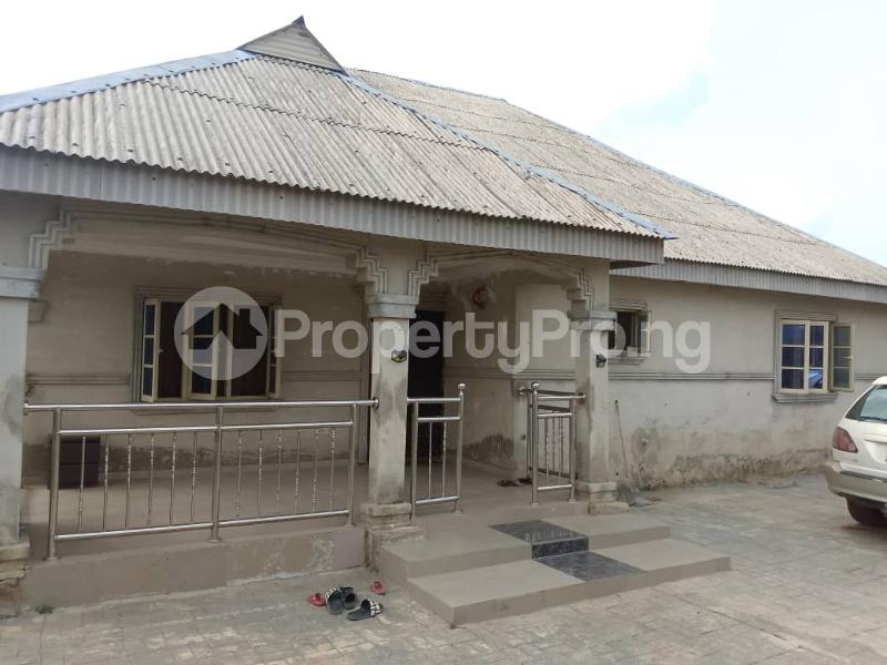 3 bedroom House for sale Tosho Estate By Oja Bus Stop, Ifo Ifo Ogun - 0