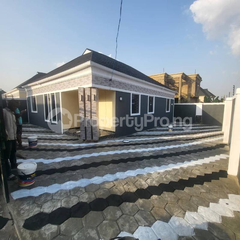 3 bedroom House for sale Olusesan Estate , Elebu Off Akala Express Akala Express Ibadan Oyo - 4