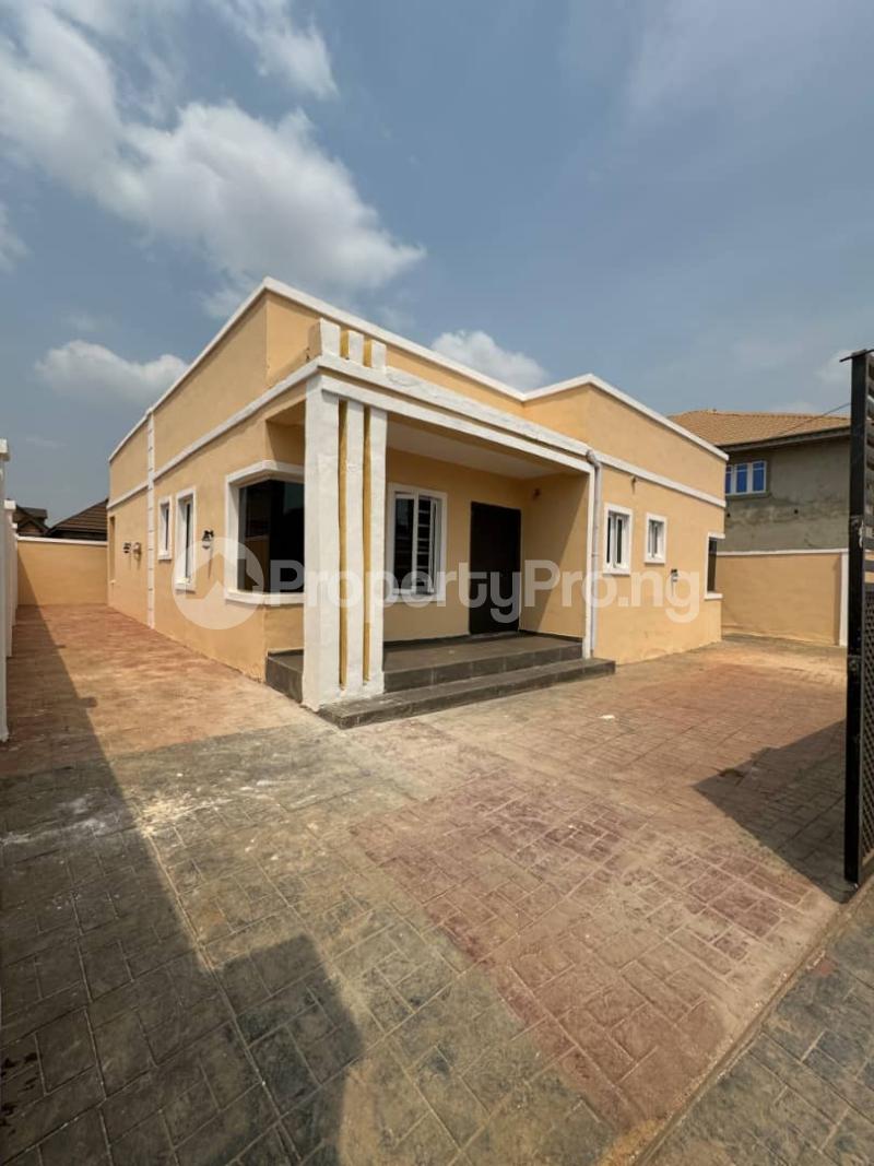 3 bedroom House for sale Ayegoro Akobo Ibadan Oyo