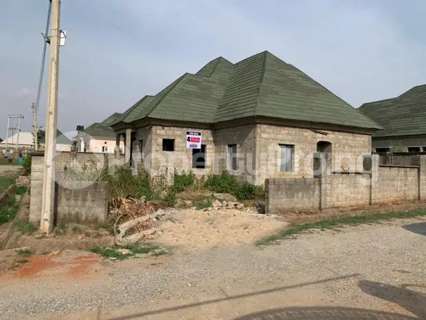 3 bedroom House for sale After Amaac Market, Lugbe Abuja