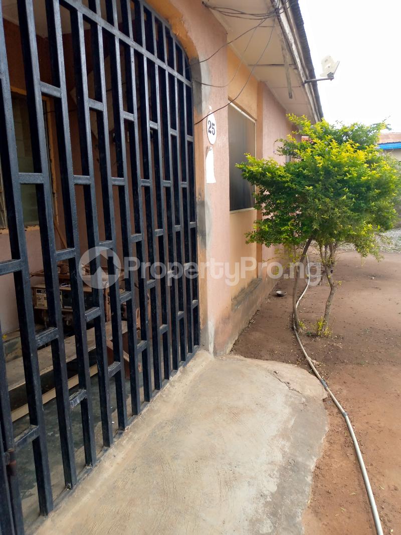 3 bedroom House for sale Moshalashi Rd Igando Ikotun/Igando Lagos