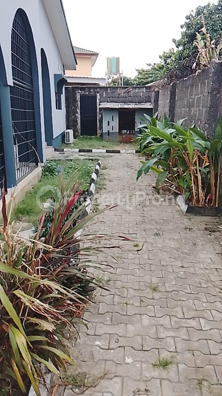 House for sale Ado Road Ajah Lagos