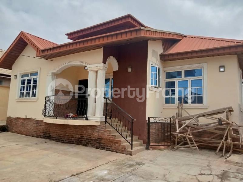 3 bedroom Flat / Apartment for rent Ire Akari Estate, Akala Express Ibadan Oyo