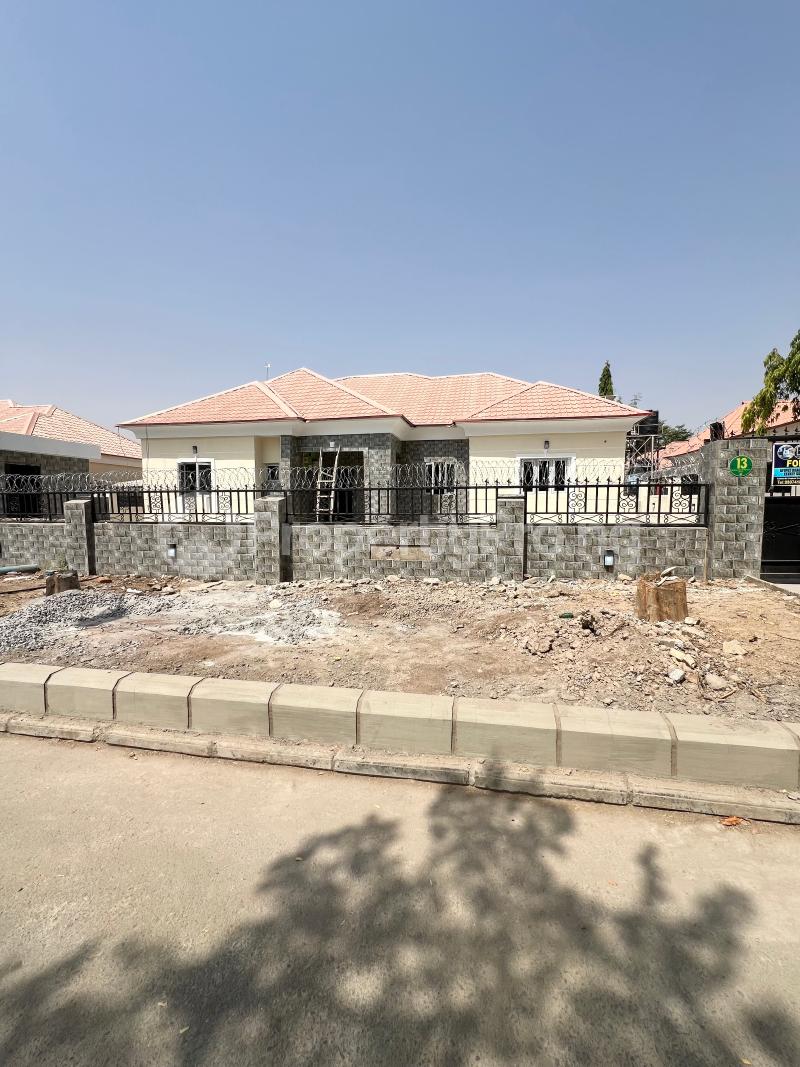 3 bedroom House for sale Fortroyal Home Estate Airport Road Lugbe Abuja