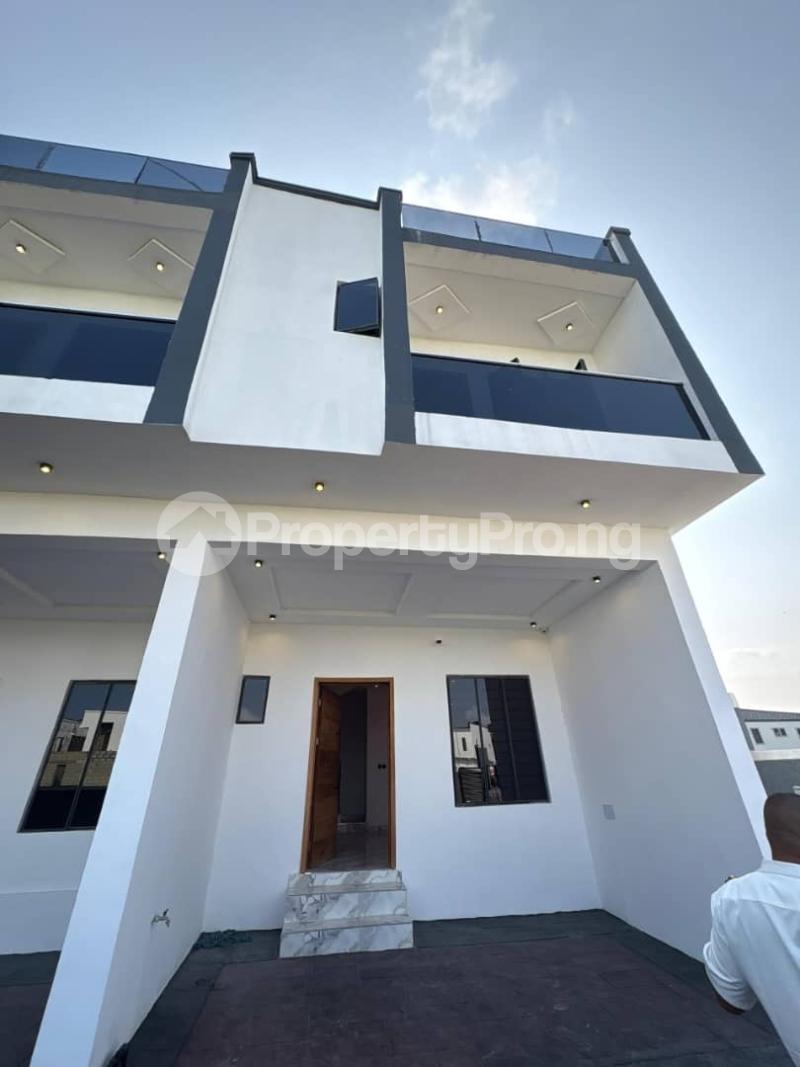 3 bedroom House for rent General Paint Off Lekki-Epe Expressway Ajah Lagos - 0