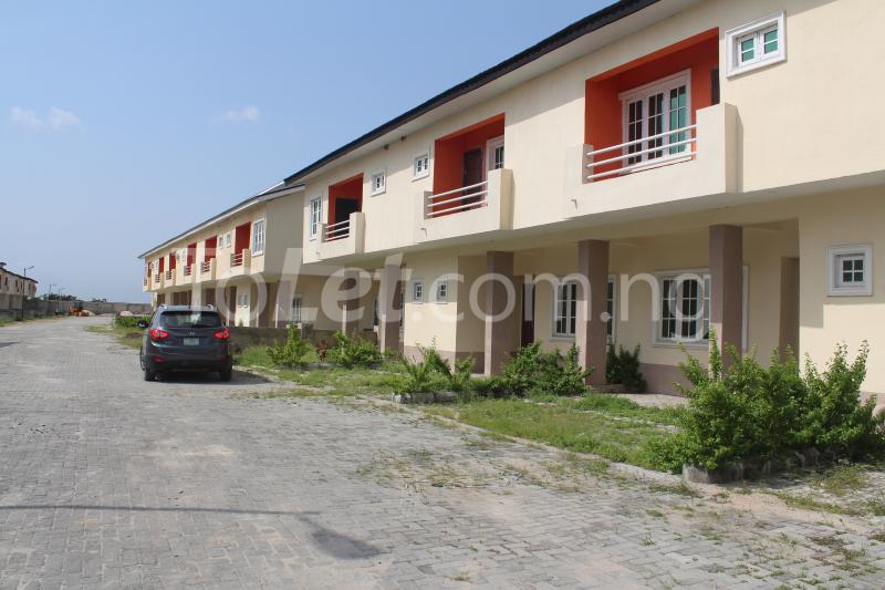 3 bedroom House for sale Adjacent Lekki Gardens Phase 2 Off Lekki-Epe Expressway Ajah Lagos