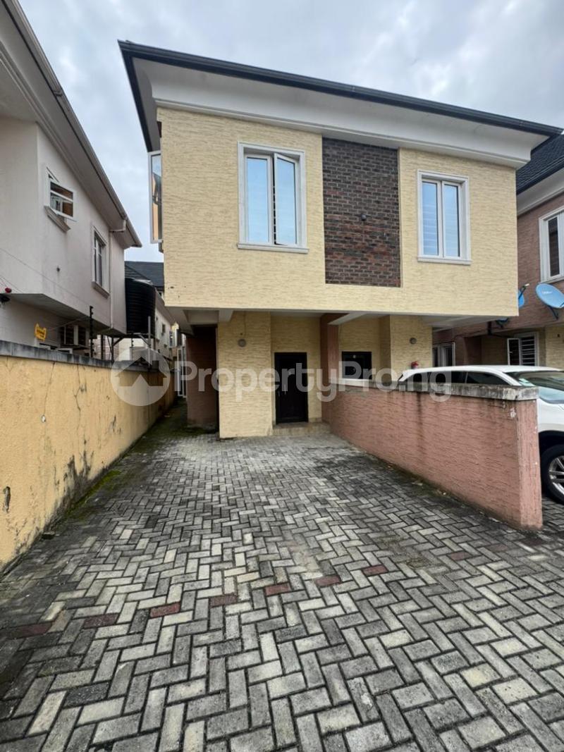 3 bedroom House for rent Ologolo Ologolo Lekki Lagos