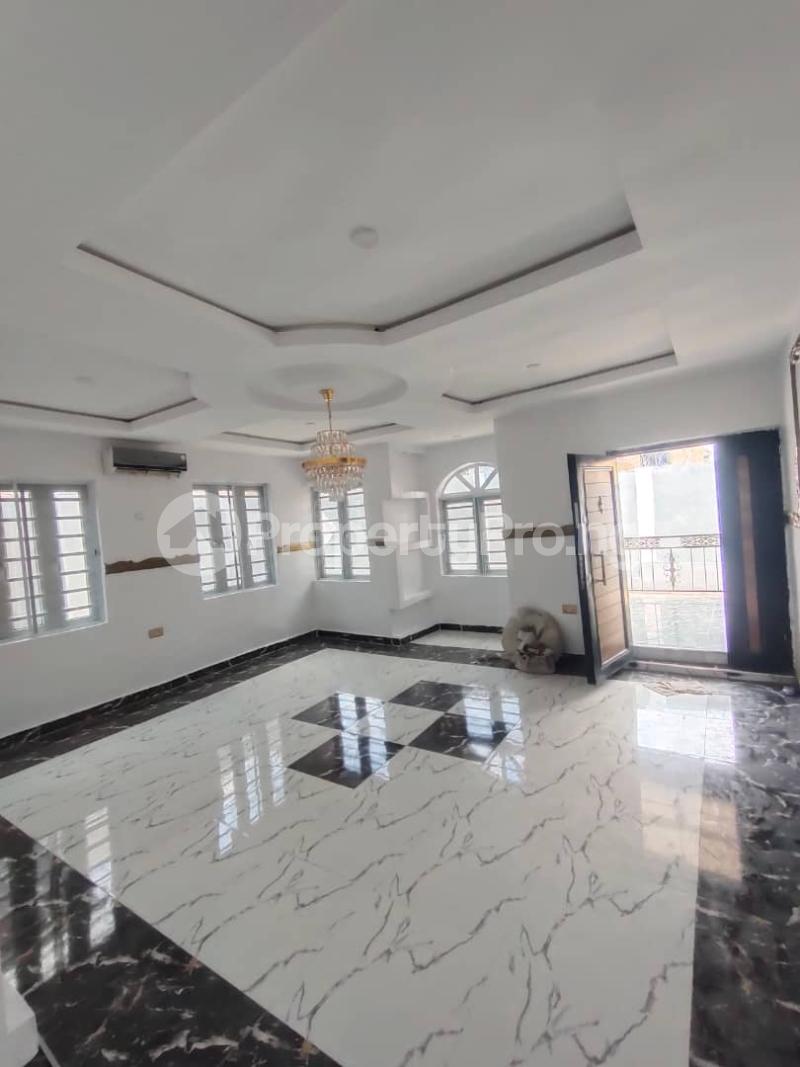 3 bedroom Flat / Apartment for rent Ateere Isokan Area Kasumu Road, Akala Express Ibadan Oyo