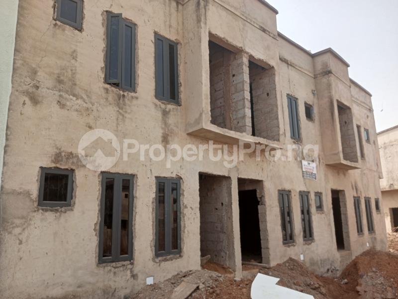 3 bedroom House for sale Overlooking Apo Mechanic Apo Abuja